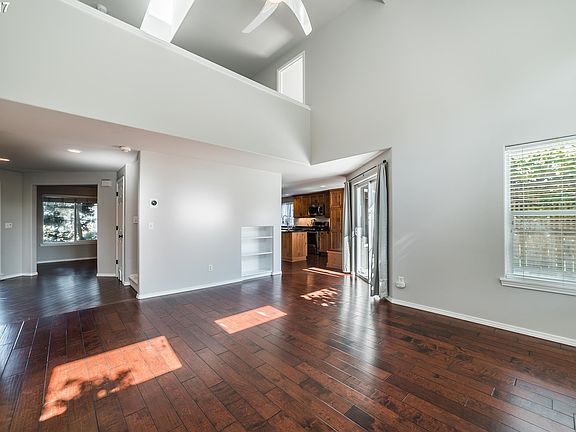 5th image of 3615 NW 128th Cir
