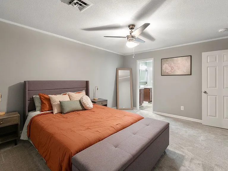 1207 Timbers Ln — Photo 12