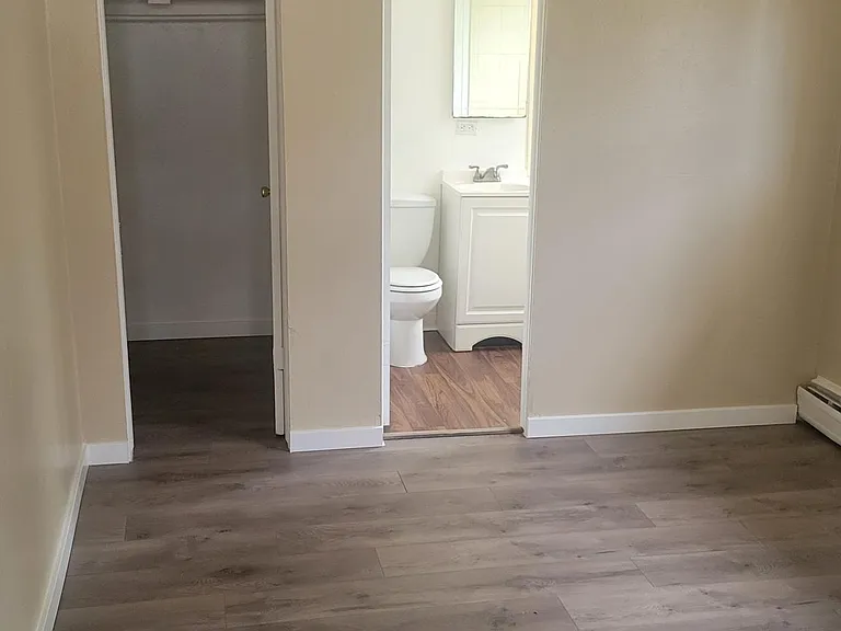 1680 Akron St #104 — Photo 8