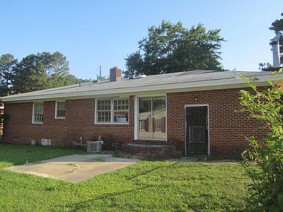 2nd image of 416 Abel St