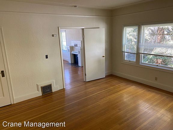 4th image of 817 Macarthur Blvd #817