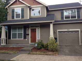 723 NE Rosa Parks Way, Portland, OR 97211