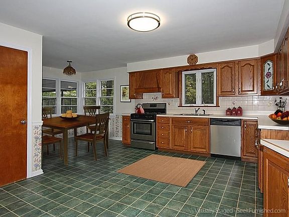 Kitchen staged