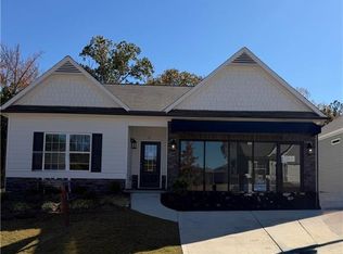 17 Cedar Hill Dr, Dallas, GA 30132