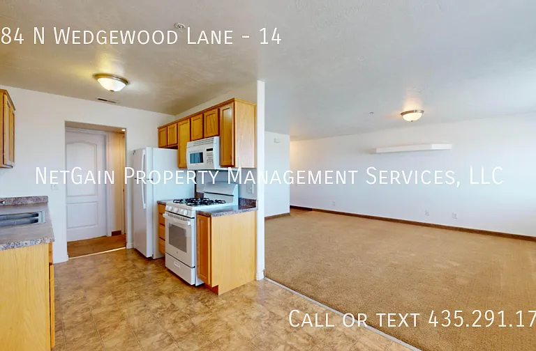 1784 N Wedgewood Ln #14 — Photo 7