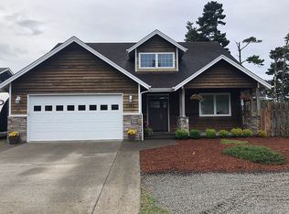 1367 Dooley Ln, Gearhart, OR 97138