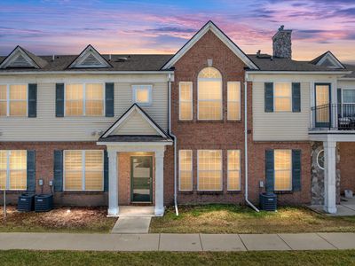 23840 Northstone Village Dr #D, Taylor, MI, 48180
