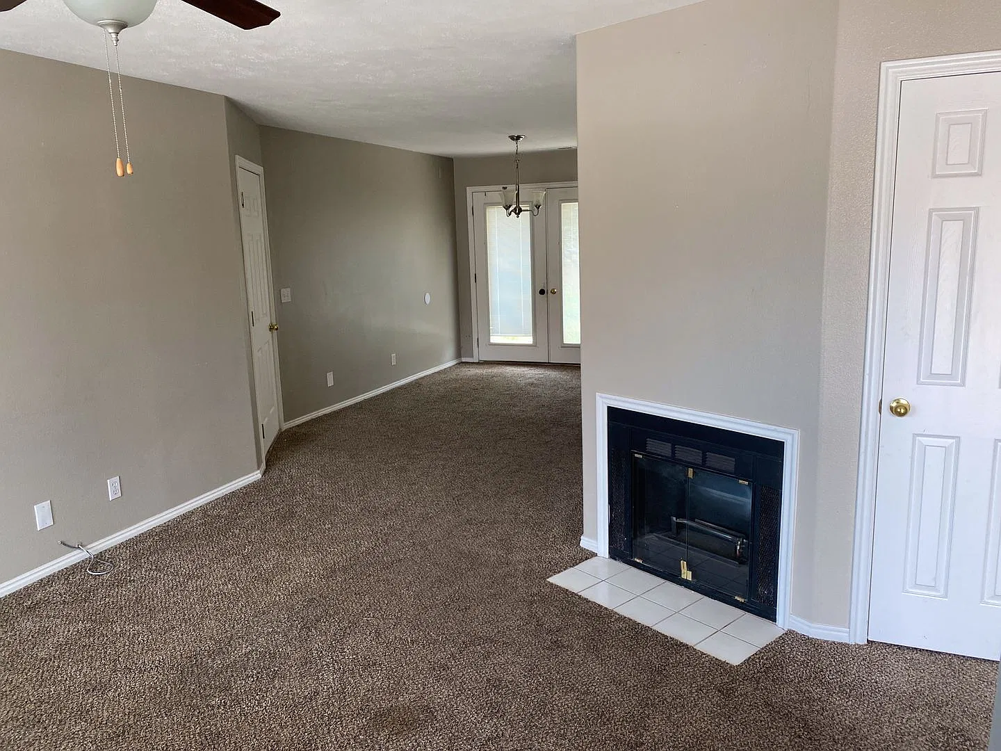 Nice updated 2 bedroom, 1 bath, 1 car garage home for rent in Ivins! — Photo 3