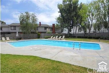 Associate pool