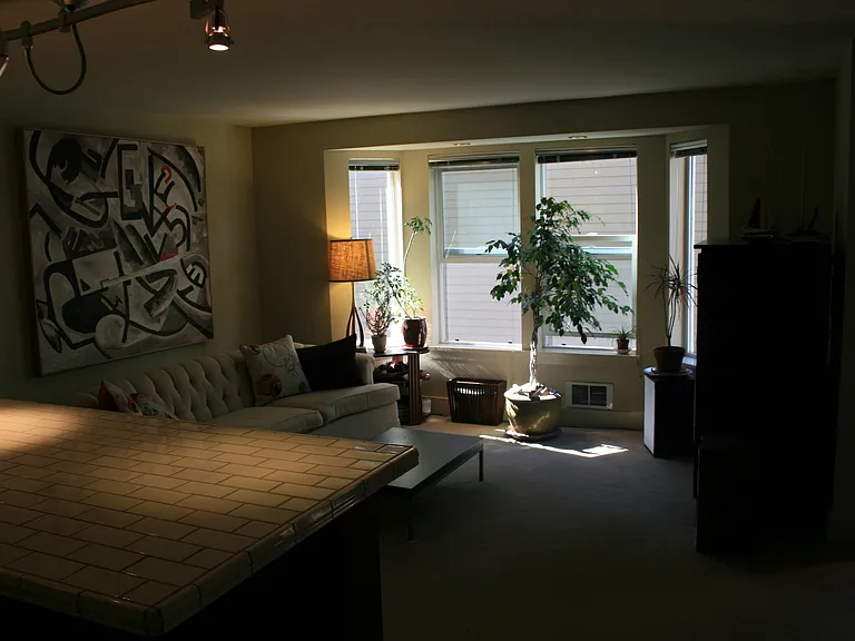 209 N 39th St #103 — Photo 10