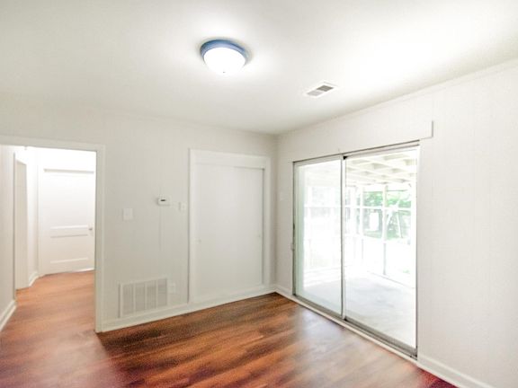 4th image of 6762 Tommie Ln