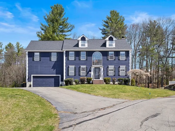 29 April Ln, Westford, MA 01886