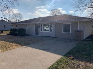 2525 13th St, Columbus, IN 47201