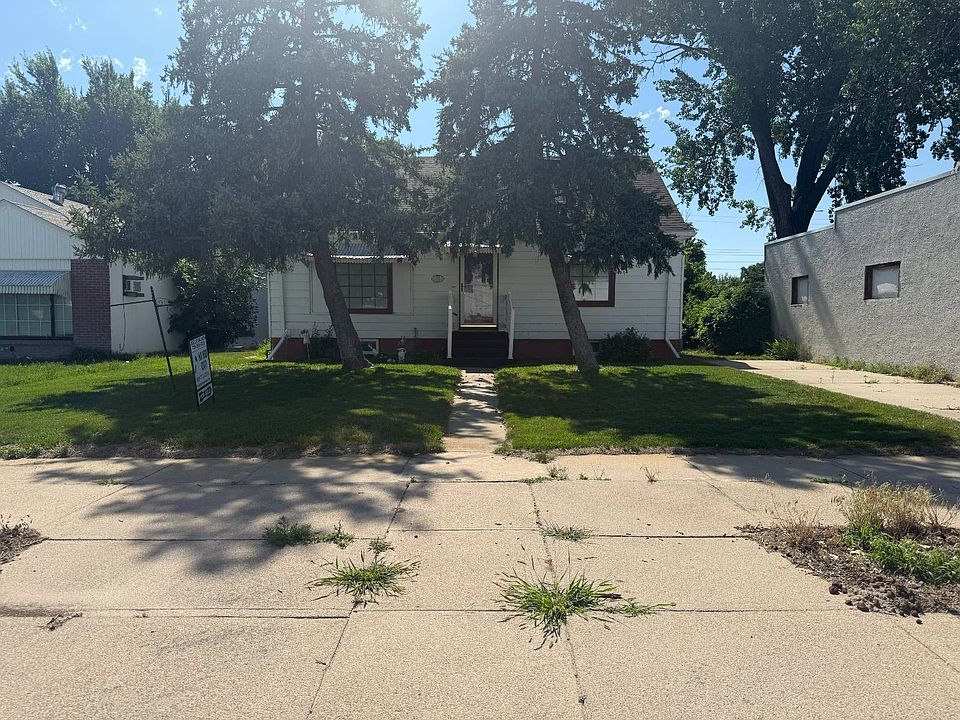 1st image of 308 W 1st St