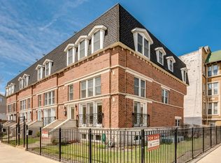 922 E 48th St, Chicago, IL 60615