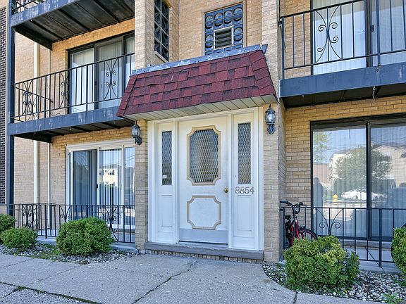 3rd image of 8854 N Grace Ave APT 3NE