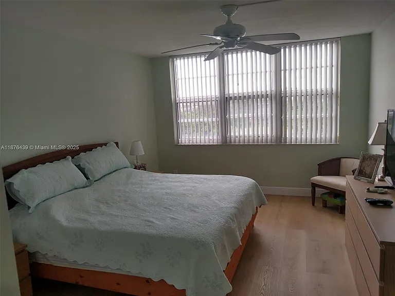 3510 Oaks Way #509 — Photo 24