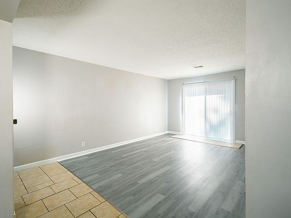 4th image of 640 N 46th St #10