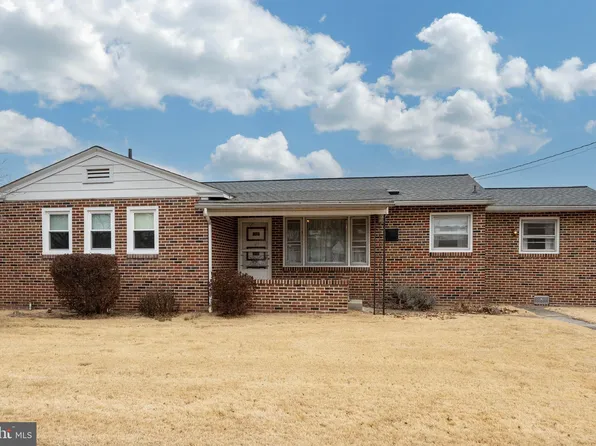 743 W Race St, Pottstown, PA 19464