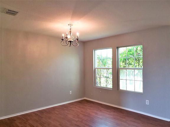 5th image of 700 Wild Prairie Dr