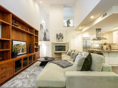 6 Barneson Ave, San Mateo, CA, 94402