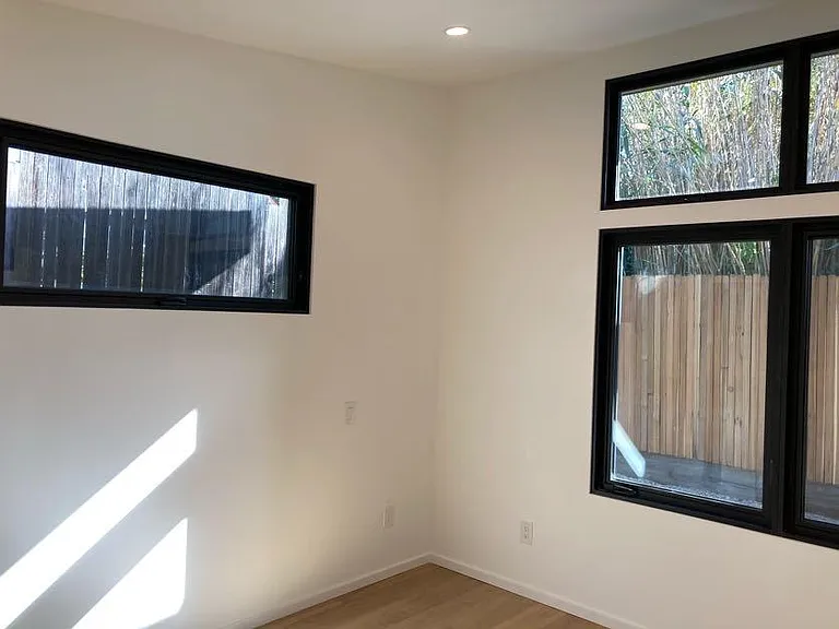 6506 Raymond St — Photo 13