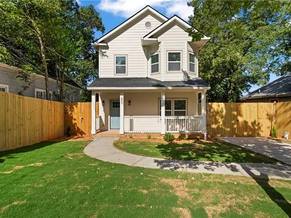 650 Whitaker St NW, Atlanta, GA 30318