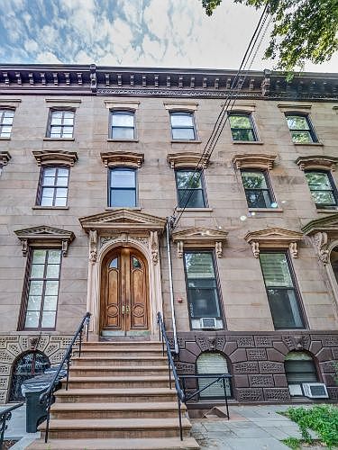 1st image of 287 York St #3