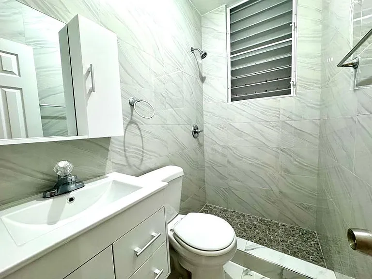 Solar 10-A Bloque A Apt B Urb Villa Grillasca Bo C — Photo 9