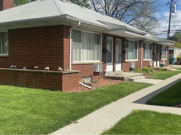 1814 Horger St, Lincoln Park, MI 48146