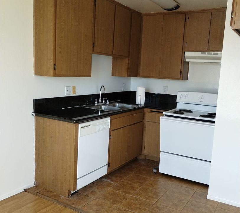 2nd image of 519 S Gramercy Pl APT 311