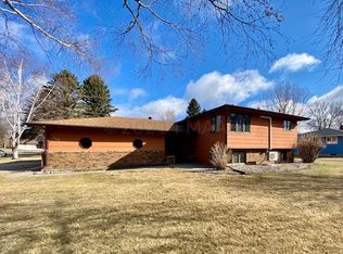 601 7th Ave SE, Barnesville, MN 56514