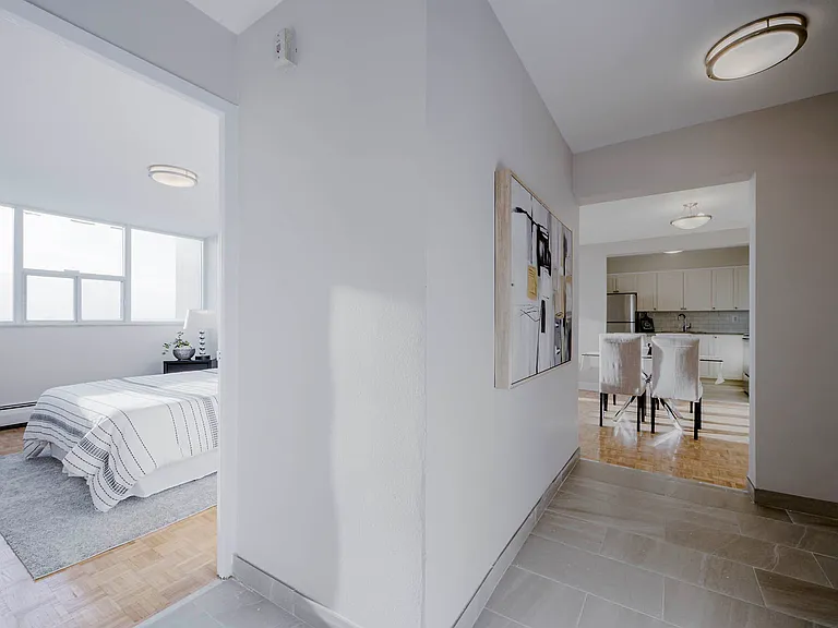 1130 Queens Ave — Photo 13