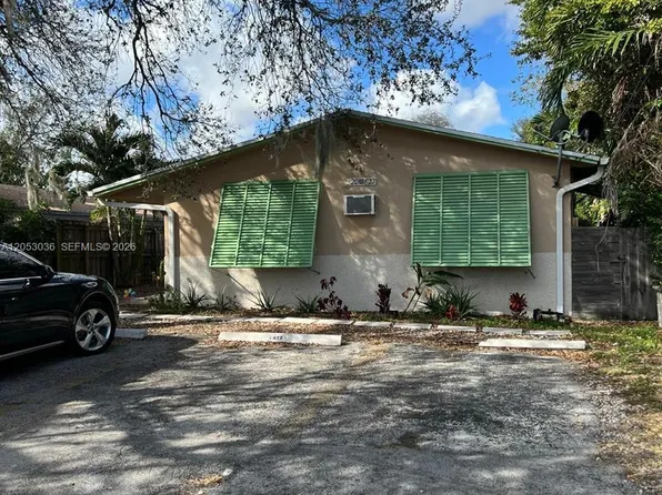 620 SW 7th Ave, Hallandale Beach, FL 33009