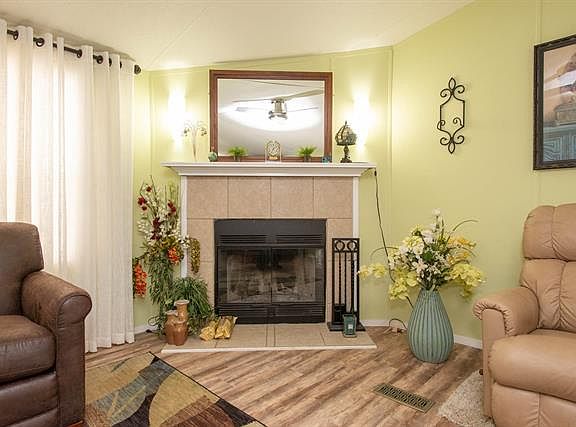 5th image of 155 Pine Bloom Blvd