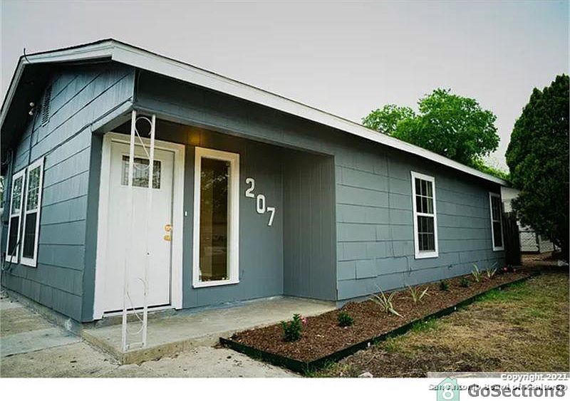 1st image of 207 Beam St