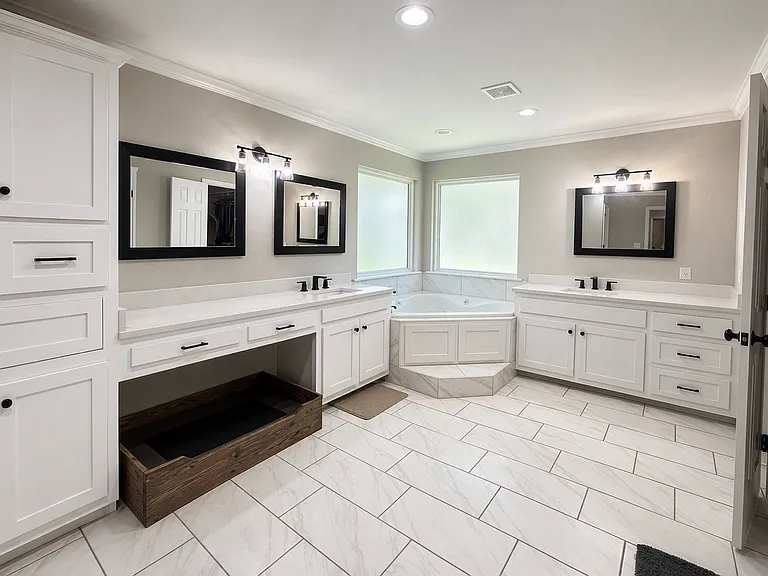 3125 Lake Hills Dr — Photo 10
