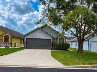 8742 Pinevalley Ln, Jacksonville, FL 32244