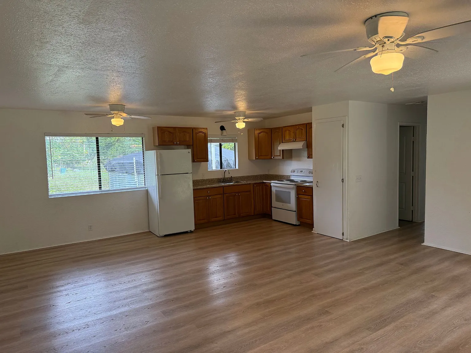 34th Ave Unit 2 — Photo 2