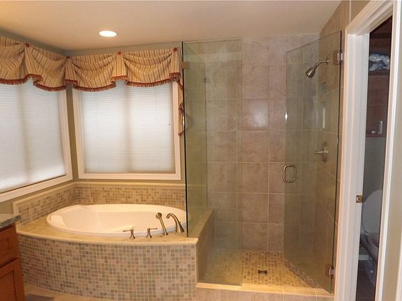 5th image of 27315 NE 143rd Ct