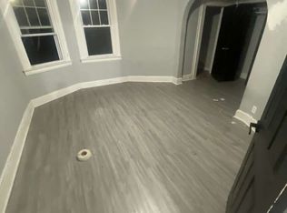 40 Halstead St #2R, Newark, NJ 07106