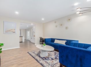 518 N Pepperwood Ct, Chandler, AZ 85226