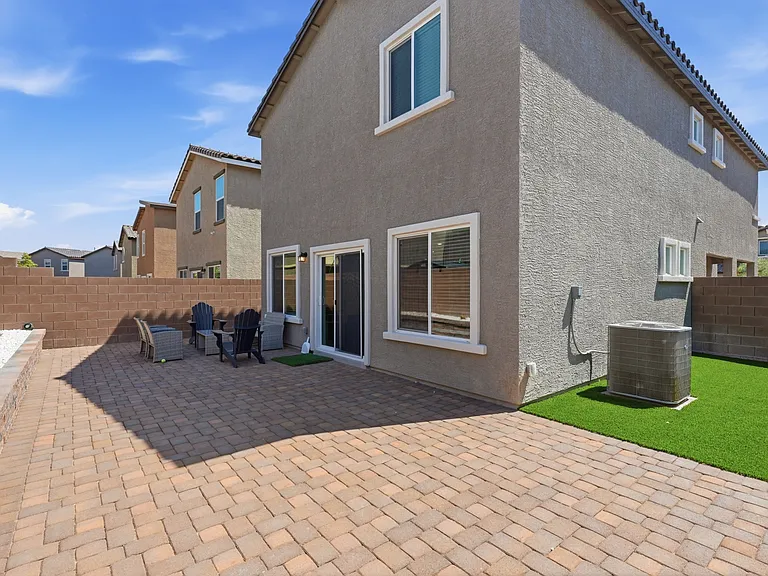 1502 Brianna Falls Dr — Photo 13