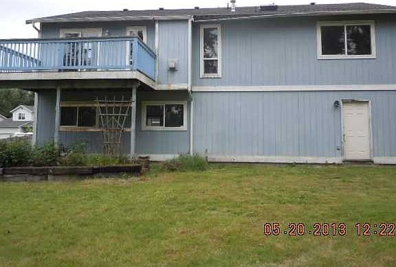 3rd image of 19522 71st Ave E