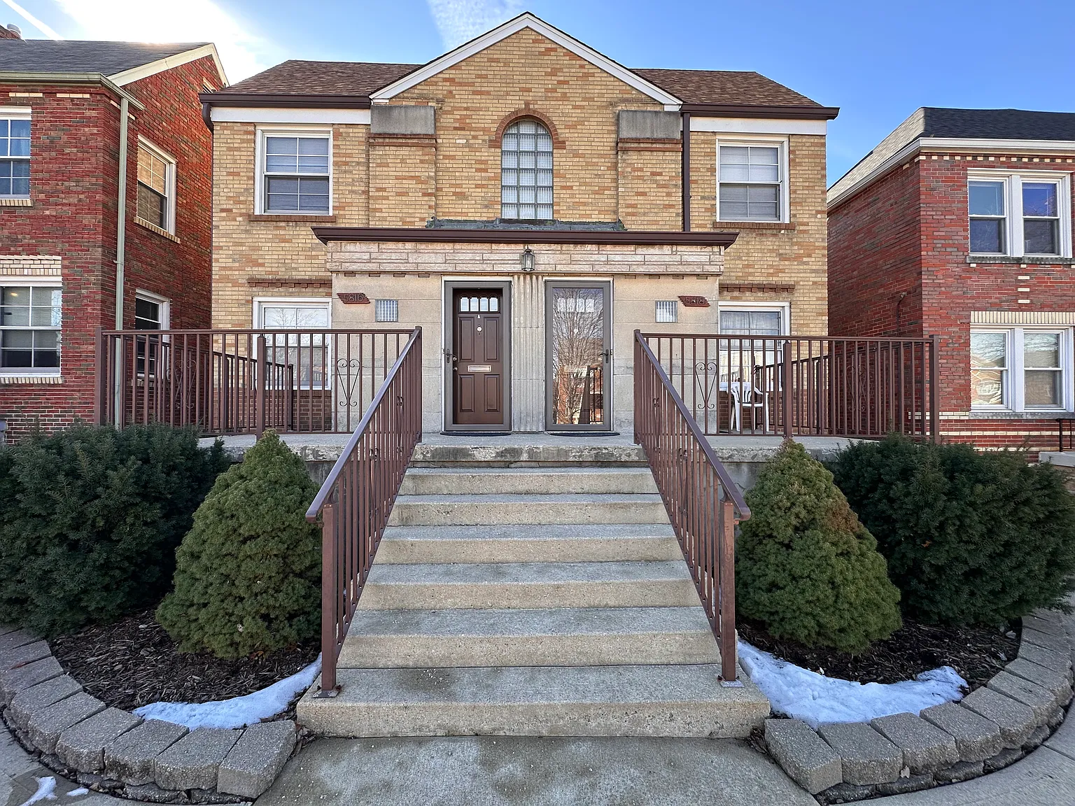 1 bed, 748 sqft, $968 — Photo 1