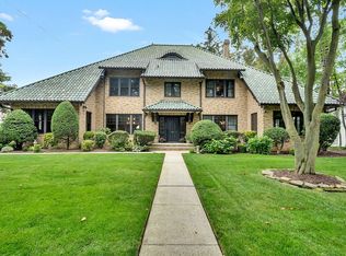 35 Grymes Hill Rd, Staten Island, NY 10301