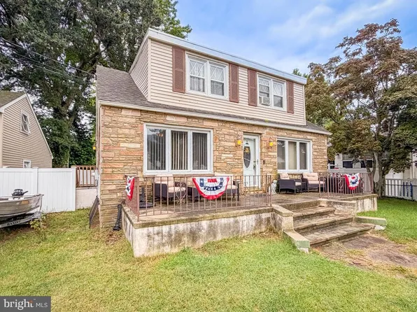 14 New Jersey Ave, Villas, NJ 08251