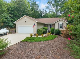 330 Chickasaw Dr, Westminster, SC 29693