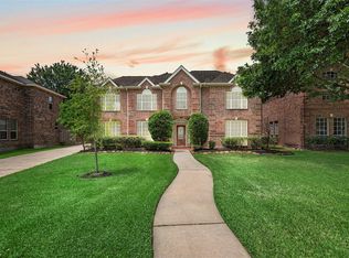 17907 Pleasantglen Ct, Spring, TX 77379
