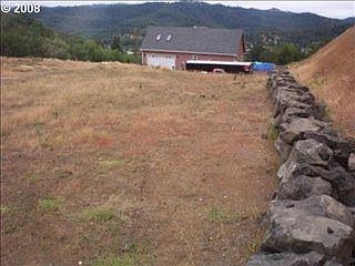 1st image of 1268 NE Rocky Dr